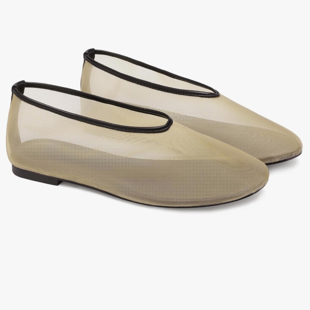 Mesh tan flats